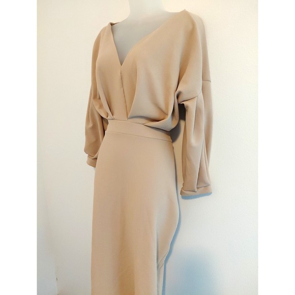 Boohoo Midi Dress Womens 14 Beige Deep V Tie Back 3/4 Slouch Sleeve Modern Chic - Picture 2 of 7